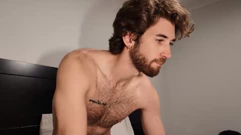 Snapshot of hiddengaze chatting on 03.02.26 HiddenGaze online show from 03.02.26