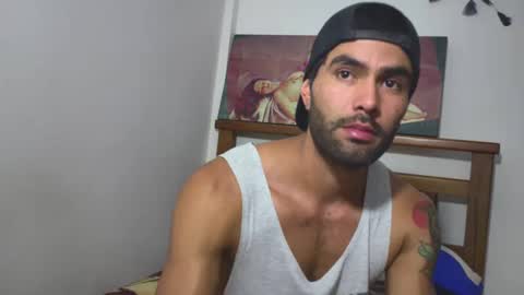 hideonbush online show from 11.13.25