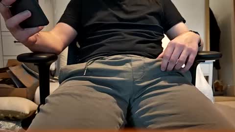 Snapshot of highway2025 chatting on 02.05.26 Highway online show from 02.05.26