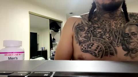 Snapshot of hihello300 chatting on 10.06.25 hihello300 online show from 10.06.25