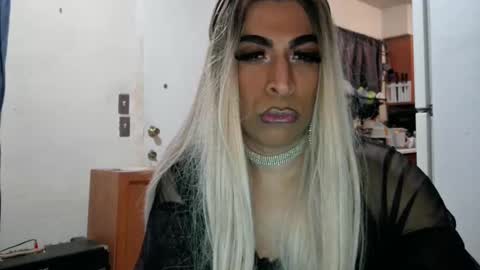 Snapshot of hihheelstranny chatting on 02.01.25 hihheelstranny online show from 02.01.25