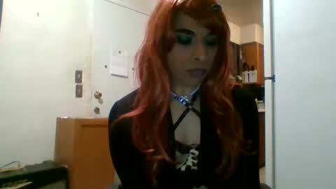 Snapshot of hihheelstranny chatting on 02.21.25 hihheelstranny online show from 02.21.25