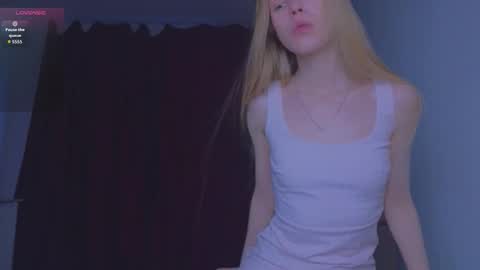 Chloe online show from 10.22.25