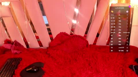 Snapshot of hijabimilf chatting on 01.20.25 Thanna online show from 01.20.25