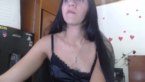 hilaril18 online show from 02.16.25