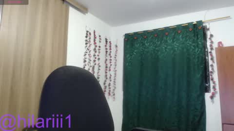 hilaril18 online show from 04.20.26