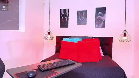 hilary banks online show from 07.19.26