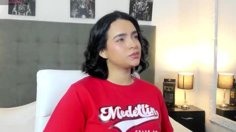 hilary_tailor online show from 02.06.26