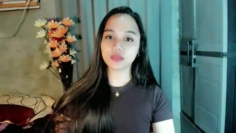 hilarymolly online show from 03.10.26