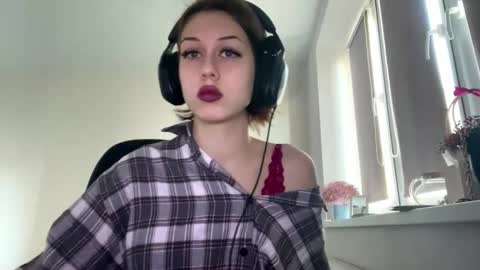 Snapshot of hildredmabray chatting on 10.04.25 Hi Im Elizabeth online show from 10.04.25