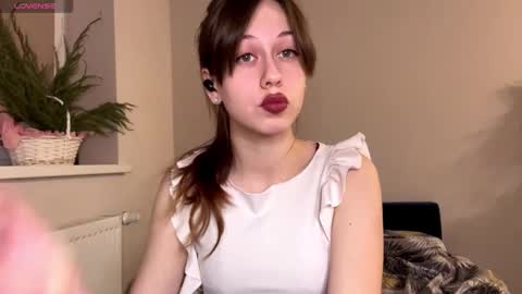 Hi Im Elizabeth online show from 02.01.26