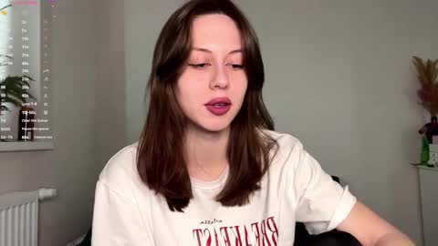 Hi Im Elizabeth online show from 03.19.26