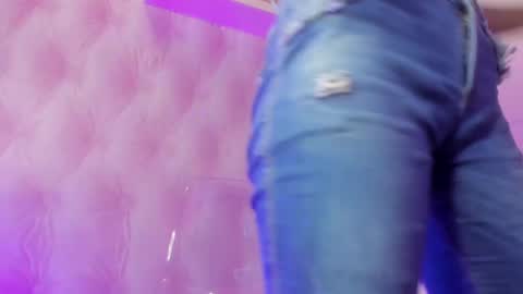  Hillary  online show from 02.28.25