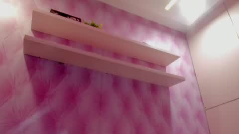  Hillary  online show from 03.04.25