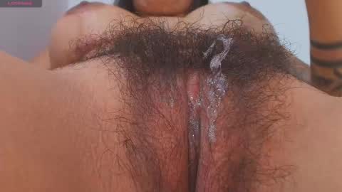 Snapshot of hillary_jones chatting on 10.22.25 sarah online show from 10.22.25