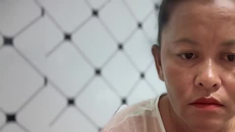 Snapshot of himari_snow chatting on 12.17.25 himari_snow online show from 12.17.25