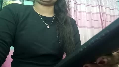 himuhimu22 online show from 12.21.24