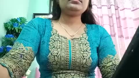 himuhimu22 online show from 12.23.24