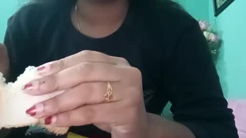 himuhimu22 online show from 12.25.24