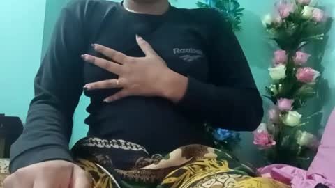 himuhimu22 online show from 12.31.24