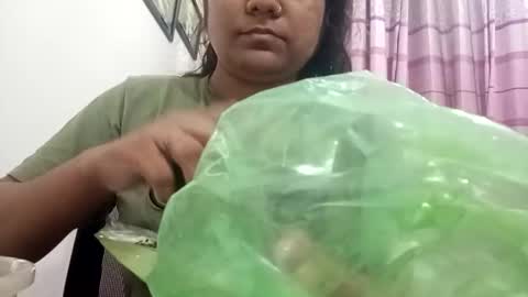 himuhimu22 online show from 10.26.25