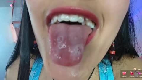 hinata online show from 11.03.25