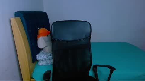      0600AM-1100AM - online show from 03.03.26