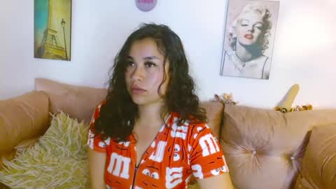 Snapshot of hinataleecs chatting on 12.28.24 hinata lee online show from 12.28.24