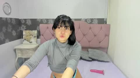 Hinata 3 online show from 01.18.25