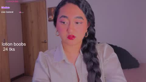 Next stream saturday night  online show from 11.23.25