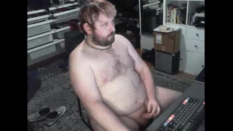 hipguy91 online show from 12.17.25