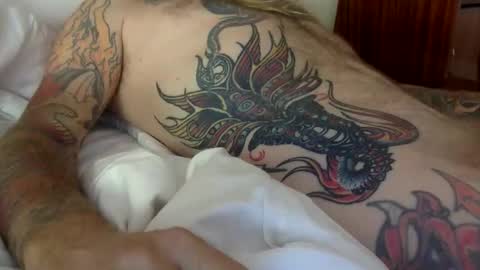 Snapshot of hippybiker chatting on 10.20.25 hippybiker online show from 10.20.25