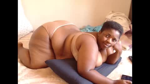 hips2sexy online show from 01.22.25