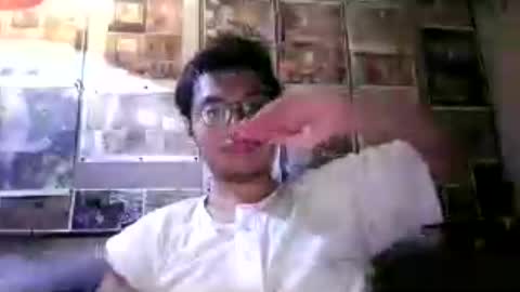 Snapshot of hirvirdish chatting on 06.11.26 Taick online show from 06.11.26