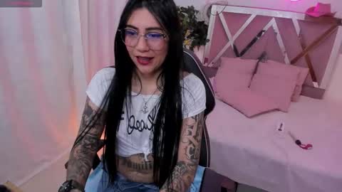  hisis  online show from 10.04.25