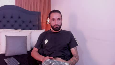 Hisoka online show from 04.10.26