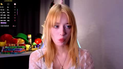 Ella online show from 09.21.25
