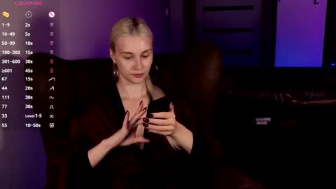 Mary online show from 10.14.25