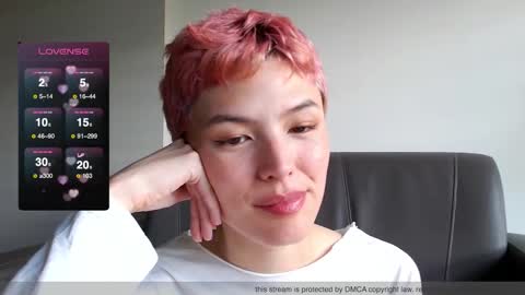  Vivi  online show from 12.22.25