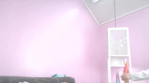 hiyakasudere_ online show from 11.27.25