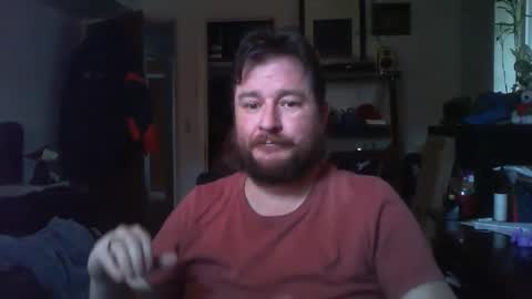 Snapshot of hobbes80 chatting on 02.04.25 hobbes80 online show from 02.04.25