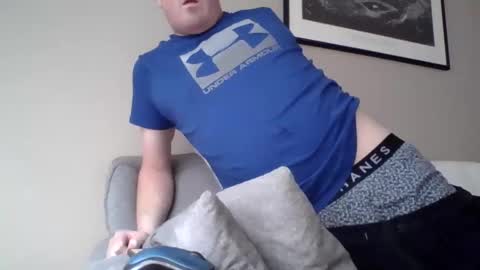 THE MAN online show from 02.12.25