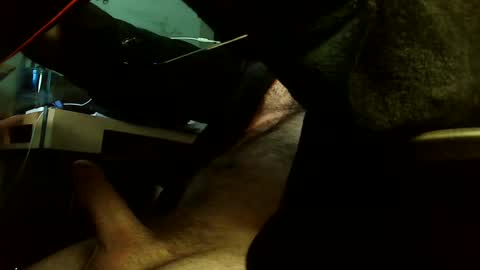 Snapshot of hockeybrad92 chatting on 01.23.25 Hairy Hockey Player 92 online show from 01.23.25