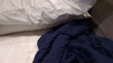 hockeyjock17 online show from 03.25.26