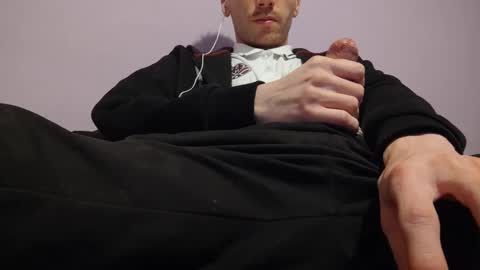 Hocthus -  online show from 01.28.25