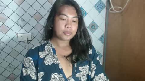 Layla3 online show from 02.18.26