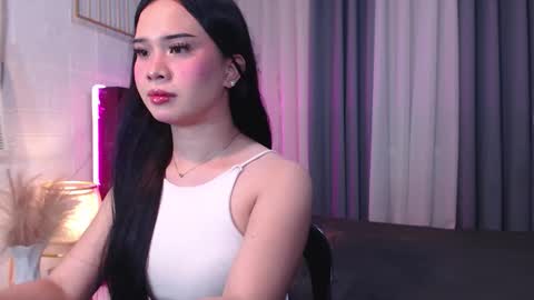 hoelymolly online show from 01.08.26