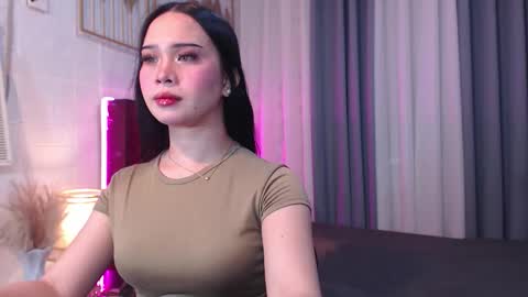 hoelymolly online show from 01.16.26