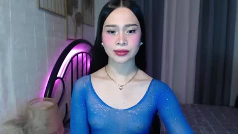 Snapshot of hoelymolly chatting on 07.05.26 hoelymolly online show from 07.05.26