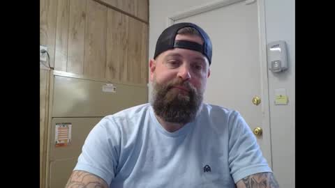 Hold The Door online show from 12.12.24